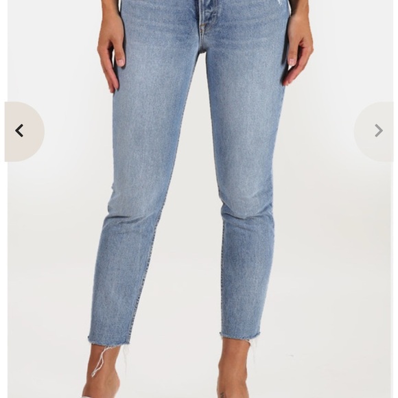 GRLFRND | Karolina High-Rise Light Wash Distressed Jeans Part Time Love Raw Hem - Picture 4 of 14